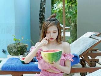 Feilin嗲囡囡 – 小蛮妖Yummy都是穿白衬衫好看吗？还是那个资源有点狠？