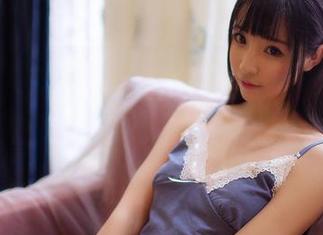 GIRLT果团网 – 陈雅漫的短裙合集，适合任何场合——包括你突然想去打卡的那家网红咖啡店。