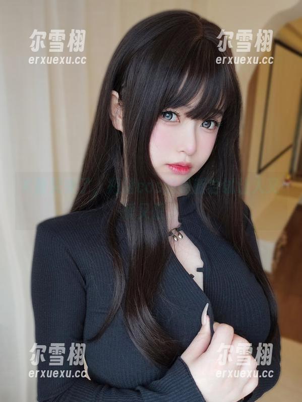 K酱又来了，短裙cos的最新尝试让人又爱又恨。