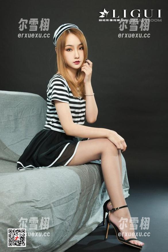 Ligui丽柜-兔子 Ligui丽柜 - 荒诞无圣光:兔子踩踏蛋糕合集,乐趣无边蛋糕画风突变!