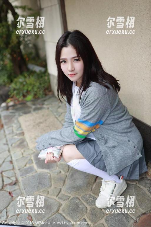 MFStar模范学院 - 黄乐然的美丽悖论：黑白，一张美图一套，都是引人遐想的边缘。