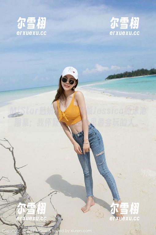 MiStar魅妍社 - 赵欢颜Jessica的泳池图集：我怀疑她才是水里最会玩的人。