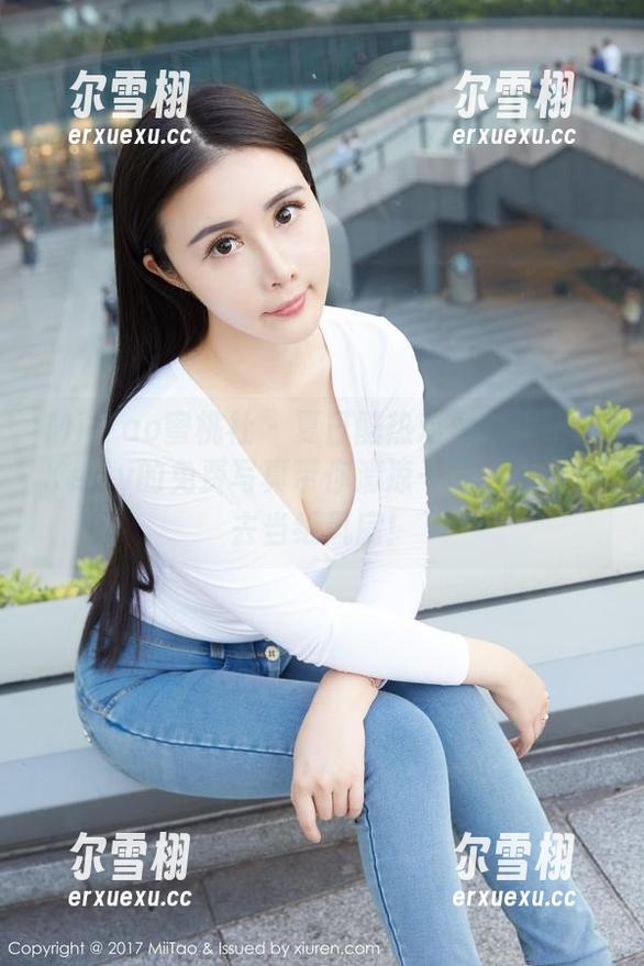 MiiTao蜜桃社 - 夏日酷热难耐？吴凯莉Kelly的免费写真带你清凉一夏，适合送去当纸风扇！