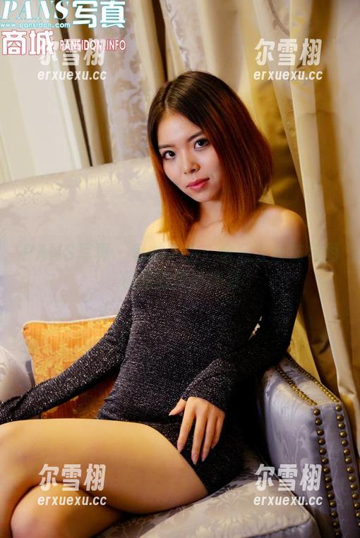 PANS写真 - 私拍人生：金熙在丝袜与图包间的灵动舞姿