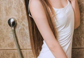 TouTiao头条女神 – 卫生间里冲凉的我对申美嫣的可爱全集又一次感到一阵窒息。