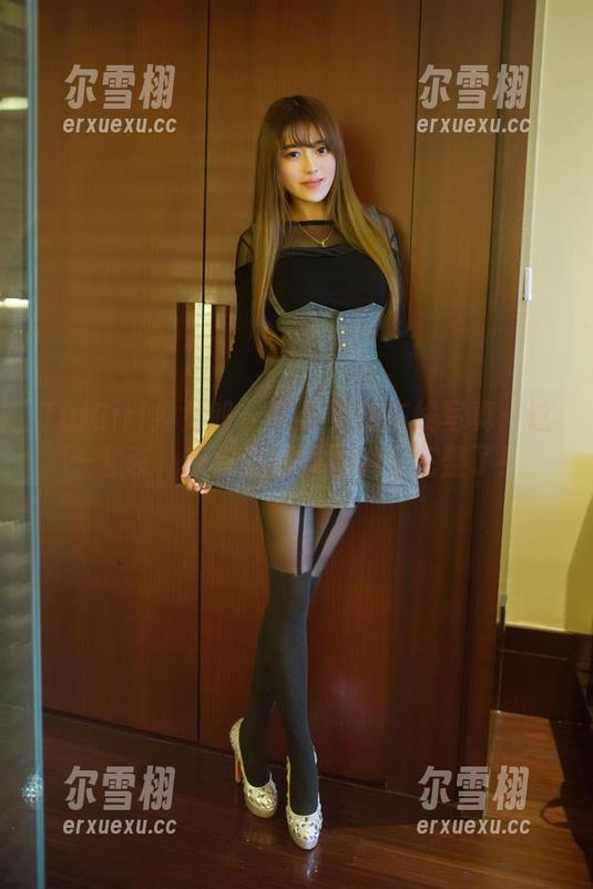 TuiGirl推女郎-艾栗栗 TuiGirl推女郎 - 艾栗栗的在线写真:这一套装,感觉我的拼图终于完整了!