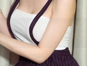 UGirls尤果网 – 看！这是黛斯羽的泳装合集，免费的！不过，眼睛可得擦亮哦。