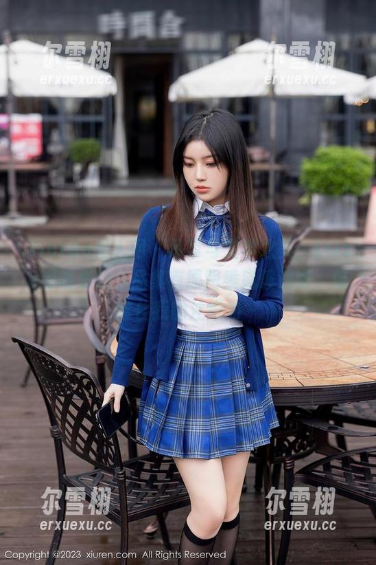 Xiuren秀人网-Elise谭晓彤 Xiuren秀人网 - 吊带与文学之美,Elise谭晓彤的作品集有原图乘风破浪啦,保留住我的注意力~
