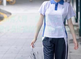 Xiuren秀人网 – 学姐周慕汐fairy：这组免费作品比我的期末成绩单还让人眼前一亮！