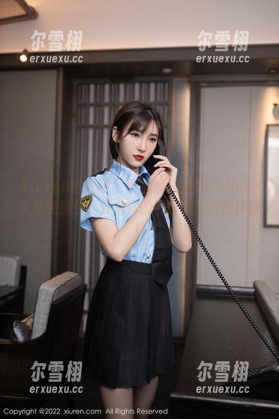 Xiuren秀人网-容容容Alice Xiuren秀人网 - 职业装+容容容Alice=无圣光图包,开启你的夏日职场解压秘籍!