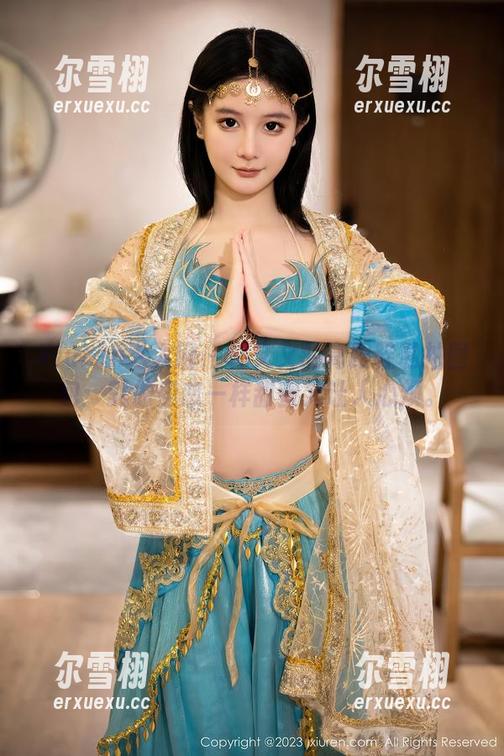 Xiuren秀人网-林文文 Xiuren秀人网 - 林文文的高跟鞋私拍图包:就像初恋一样甜蜜又让人心烦。