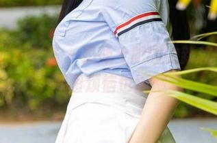 YouMi尤蜜荟 – 奶瓶土肥圆的新款眼镜，原图烦恼也能藏