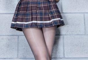beautyleg – Flora姐姐带来的高清分享，犹如晨间的微风，清爽又惬意。
