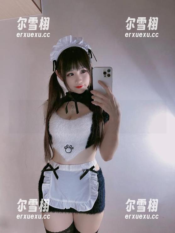 miko酱ww miko酱ww在柴郡猫的陪伴下,给你精选的懒散与俏皮
