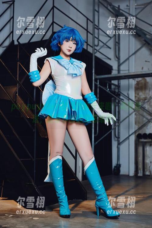 puypuychen puypuychen的灰丝新作来啦!美图放送,捉紧你的固定思维吧!