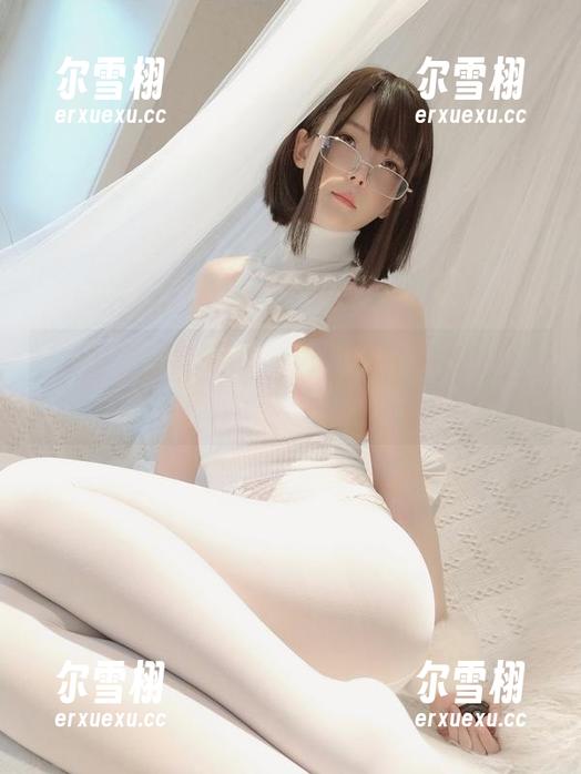 一小央泽 分享一小央泽的裤里丝,高清程度真不错,可是我在想啥?