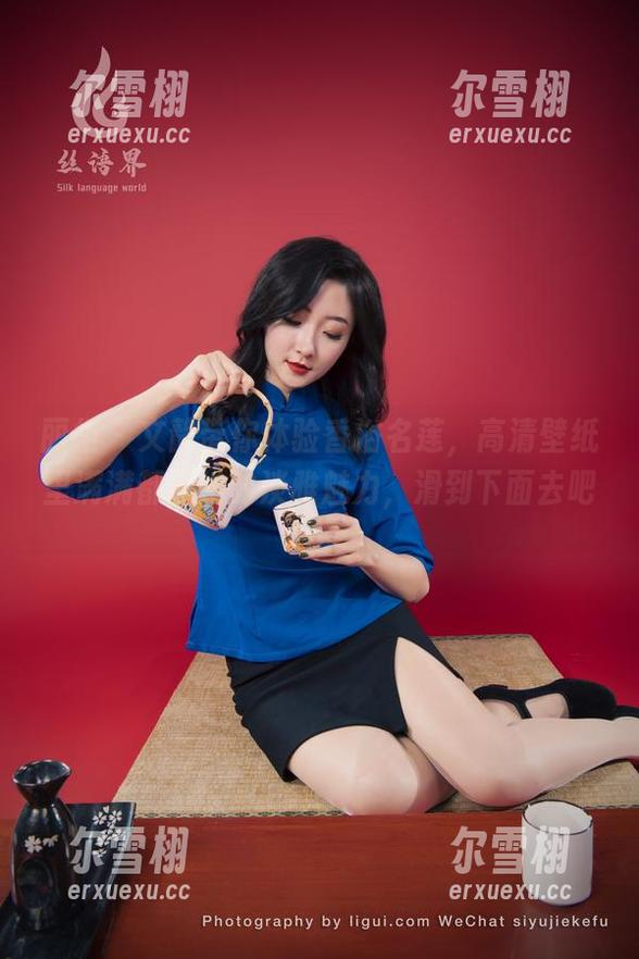 丽柜 - 文静带你体验香浴名莲，高清壁纸里满满都是她的淡雅魅力，滑到下面去吧。