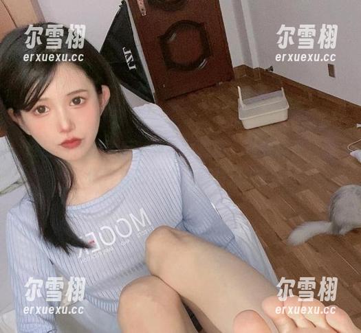 倦倦喵在放学后，穿上体操服，在线感受这份懒洋洋的活力，图片来啦！