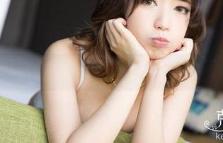 克拉女神 – 私房图包里的红裙：瑞莎，你这是在养眼吗？