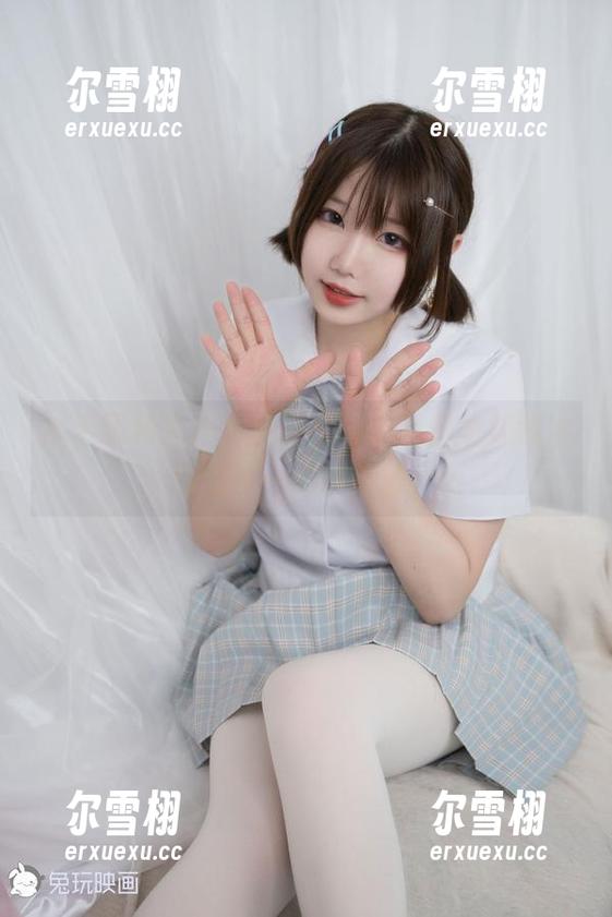 水手服和校园，兔玩映画的图册里居然发酵出了一点小青涩！
