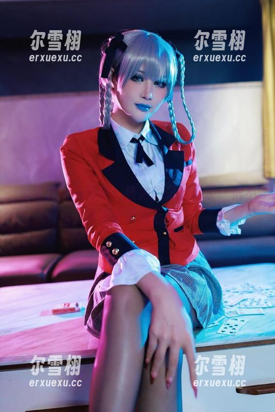 兔胖胖min写真：被她的美腿晃了，恨不得也能像那样长！