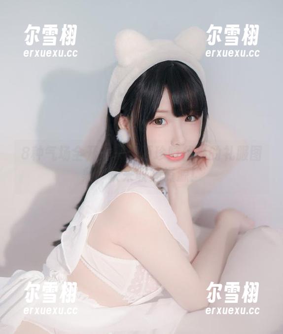 十万珍吱伏特 8种气场全开——十万珍吱伏特的礼服图集,快来收集资源!