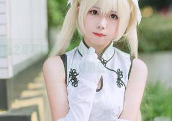向小圆的蓝色之夏写真集，下载时记得多备几张纸，随时记录脑海中的遐想。