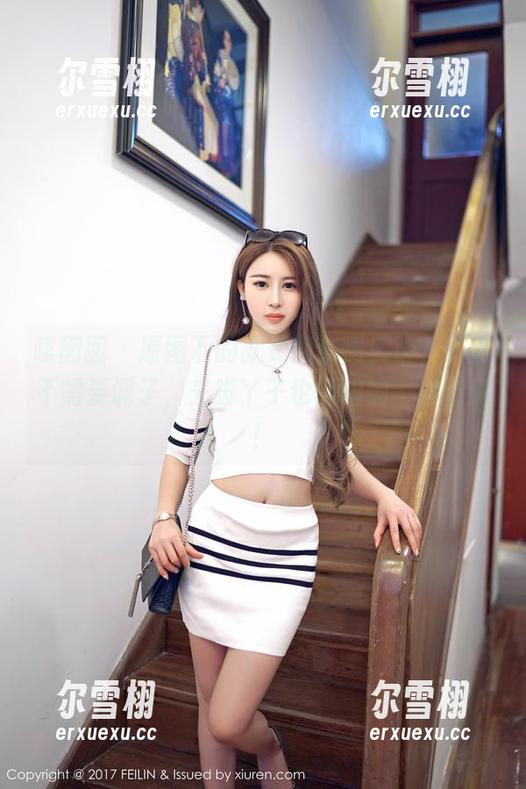 嗲囡囡-就是阿朱啊 嗲囡囡 - 原图下的就是阿朱啊美脚,作品不需要调子,光脚丫子也能唱响一曲清风!