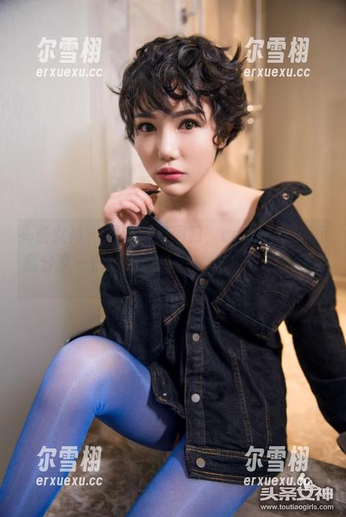 头条女神 - 精选肉丝回归，coco似乎在和我分享一份特别的菜单，但那只是个比喻。
