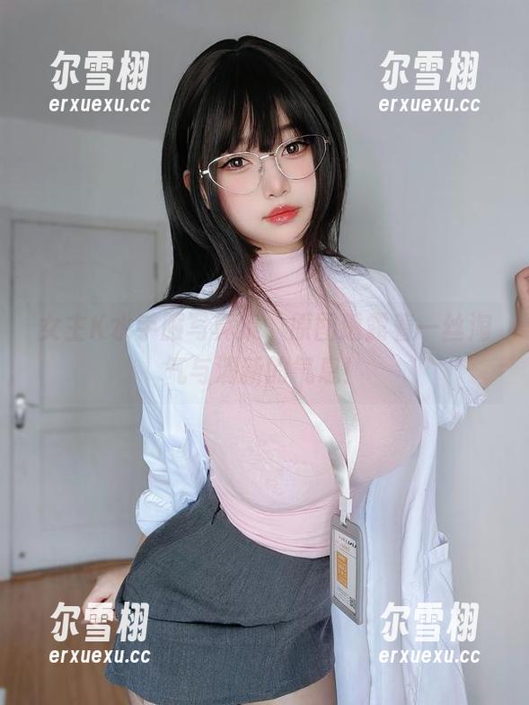 女主K 女主K水手服写真集,原图透露着一丝淘气与清新的气息!