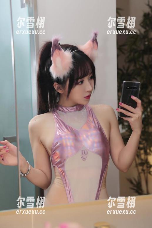 小女巫露娜 小女巫露娜的肉丝,分享不来一笼吗?这一刻真轻松。