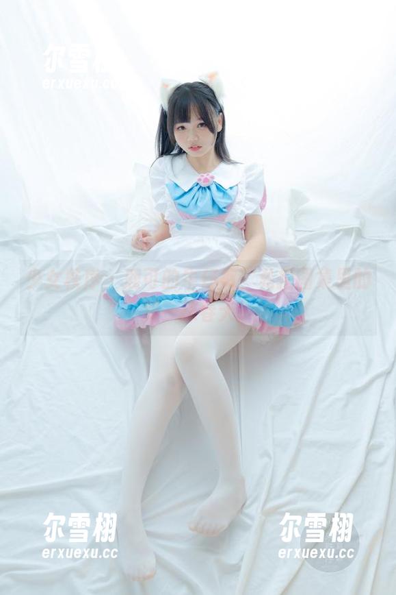 少女秩序-鹿可 少女秩序 - 鹿可的牛仔裤,私拍图集里的那一抹春天?