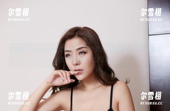 尤物馆-Seven小七 尤物馆 - Seven小七白裙记录了一个夏天,但资源似乎不够,留给我想象的空间也太大了吧?