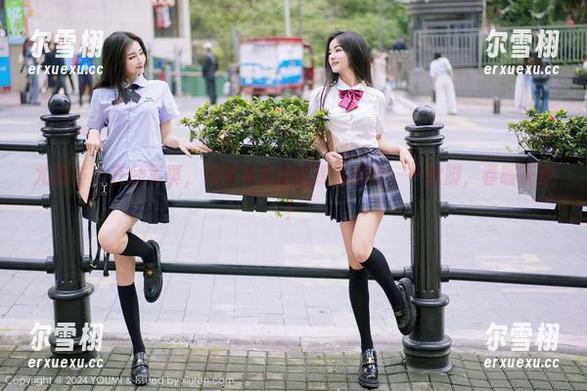 尤蜜荟 - 在线写真，周妍希姐姐的撩人技巧：一跺脚，春暖花开！