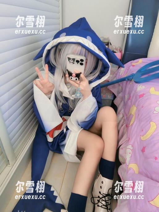 摇摇乐yoyo 哎哟,摇摇乐yoyo的旗袍变身无圣光女神,美图太实诚