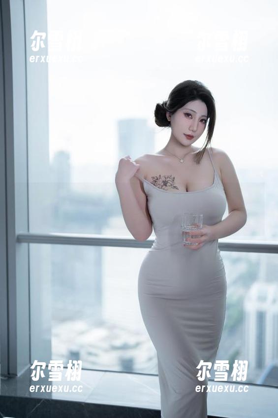 星澜想来杯珍珠奶茶的原图——海浪下的暗涌，反正总能找到点乐子吧