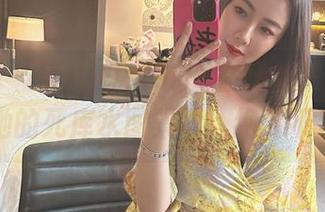 微密圈 – 果儿Victoria在线求关注，来一波她的死库水图集吧，绝对不后悔！