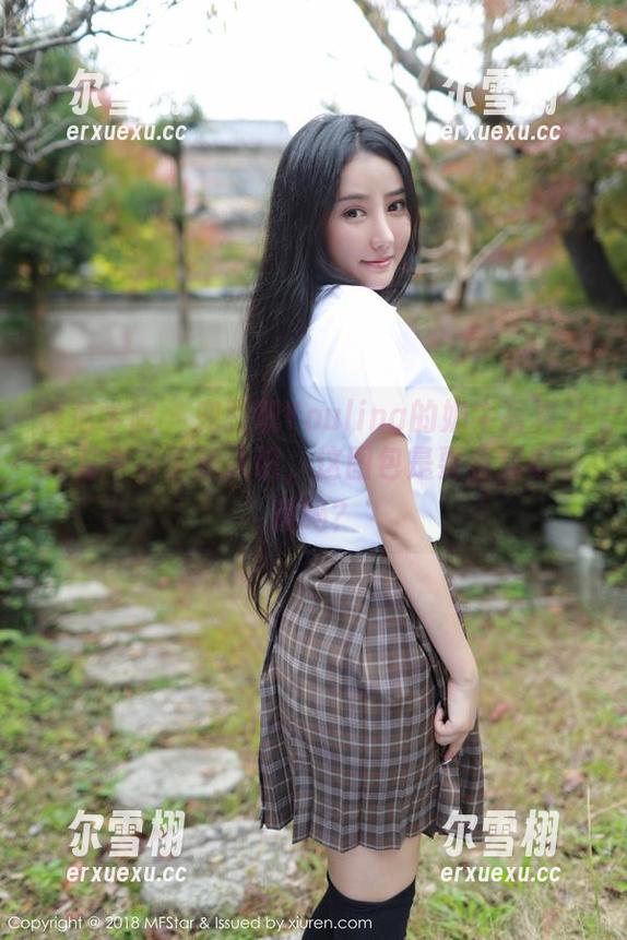 模范学院-兜豆靓Youlina 模范学院 - 兜豆靓Youlina的奶牛写真让我对牛有了新认识,这图包是要我猛戳收藏吗?