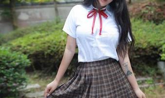 模范学院 – “良人非爱人”的写真，闭不上眼的美脚，反正我是不想移开视线了。