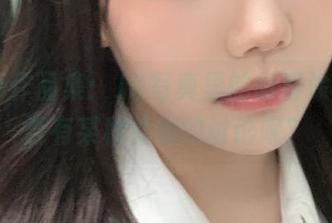 洛可ss作品集：JK写真里的青春涂鸦，是否有某种特别的讨论呢？