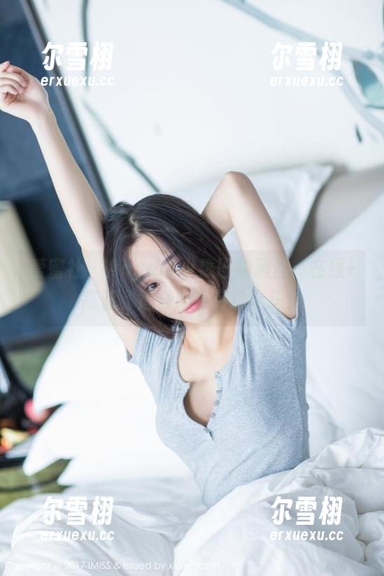 爱蜜社-Angela小热巴 爱蜜社 - Angela小热巴的黑丝:在线+高清,适合所有腿粉上头!