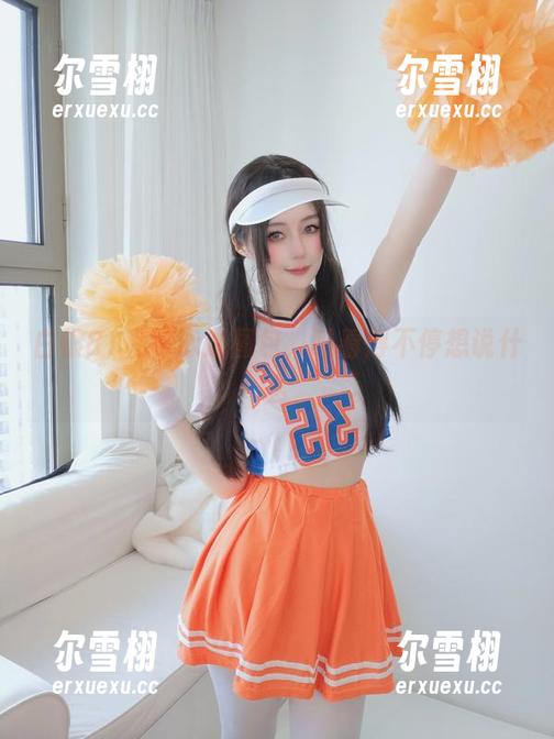 白银81私房泳池图包，眼看得不停想说什么