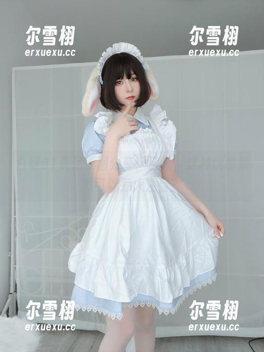 白银81美足原图分享：话说，这种优雅居然可以惹人注目？