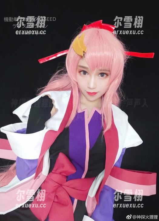 神探火狸狸的水手服：精选佳作，声声入耳的海风呼唤？