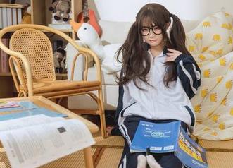 神沢永莉就是灰丝女王——无圣光的示范课，图集立刻奉上，省得你担心上不了台面