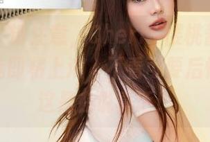 秀人网 – 请注意，Cherry樱桃酱的女神图包精选即将上演，不看可要后悔哦，我这是在说真话！