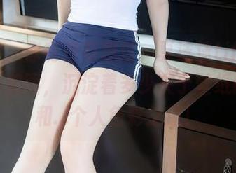 秀人网 – 你有没有想过，夏沫沫tifa的这张粉色美图，沉淀着多少关于壁纸的思考和…个人色彩之道！