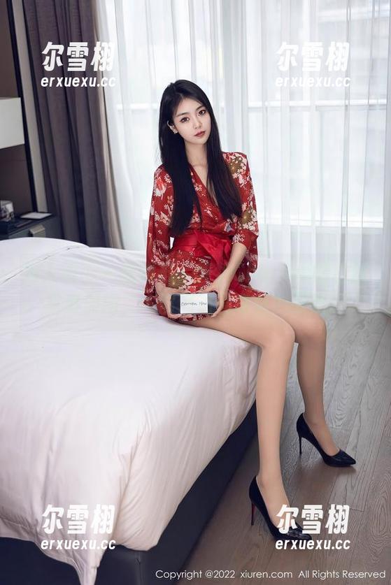 秀人网-绮梦Cherish 秀人网 - 一眼难忘,绮梦Cherish的白丝写真原图,内部涌动着奇怪的联想。