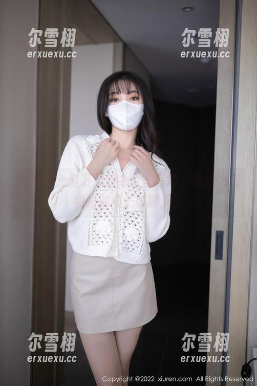 秀人网-赵万灵 秀人网 - 赵万灵的办公室写真,真的太想和她的桌子聊聊天了