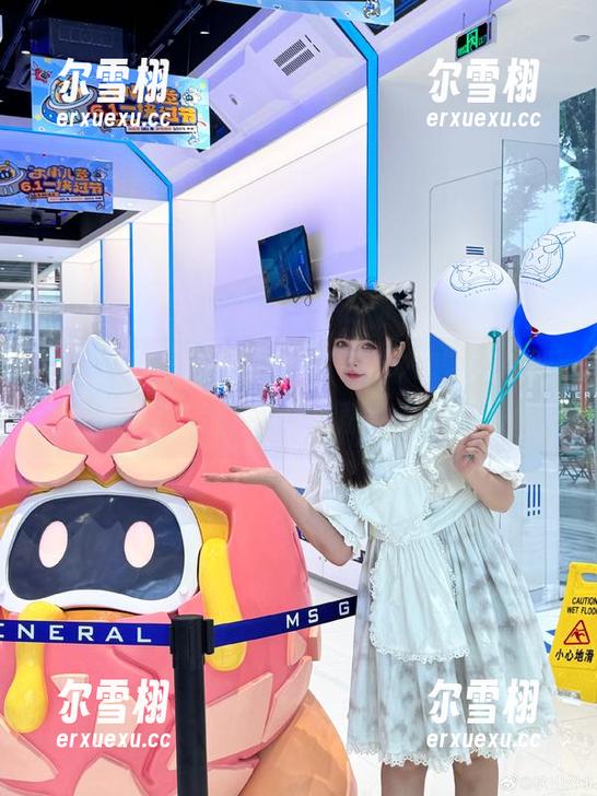 秋山AkI 美图拷贝,秋山AkI的“秋の恋”才能叫人咂舌,这图包值得一看。